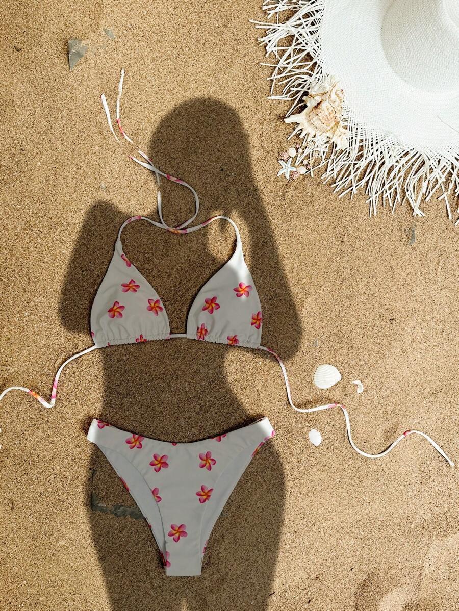 góra od bikini kwiaty