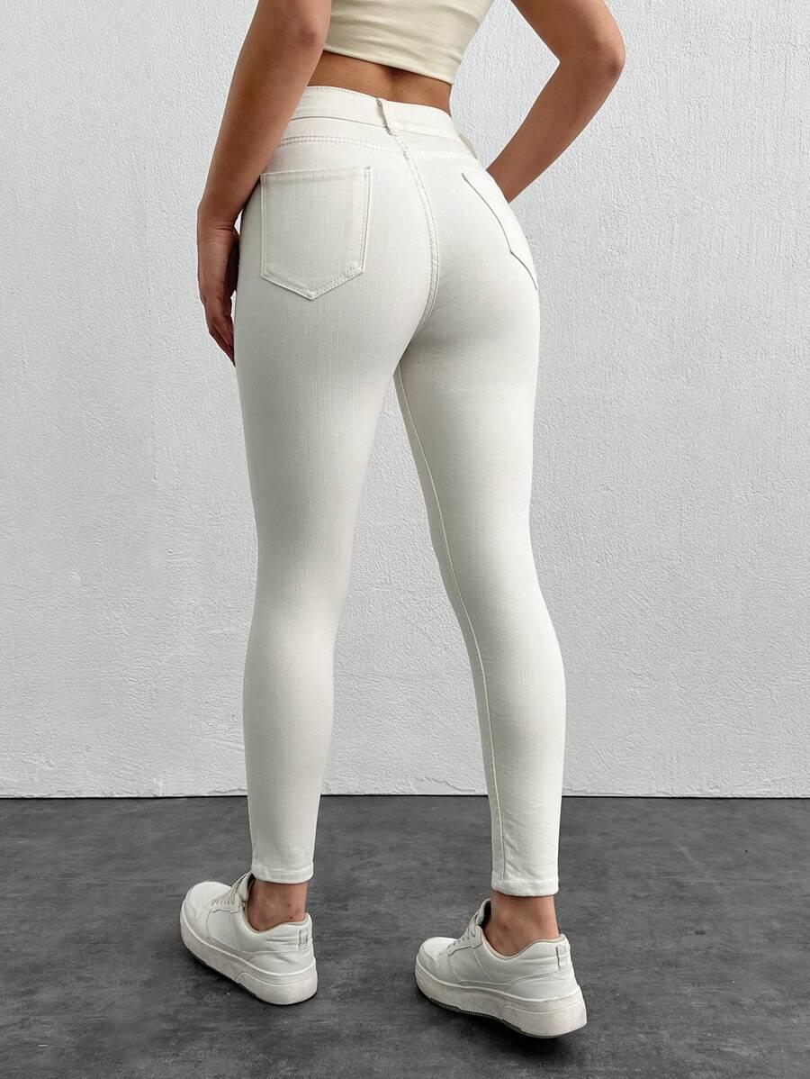 BIAŁE SPODNIE JEANS