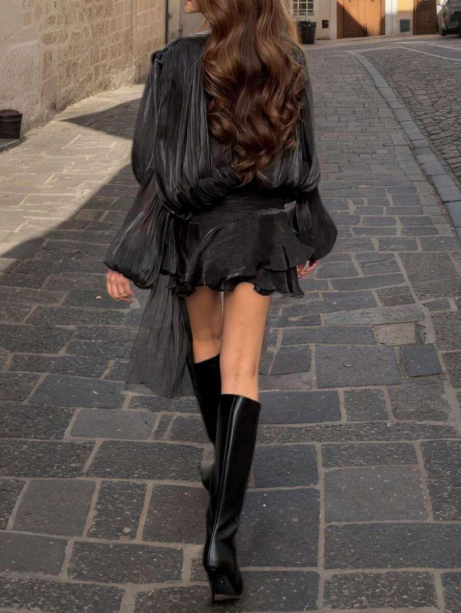CZARNA MINI SUKIENKA