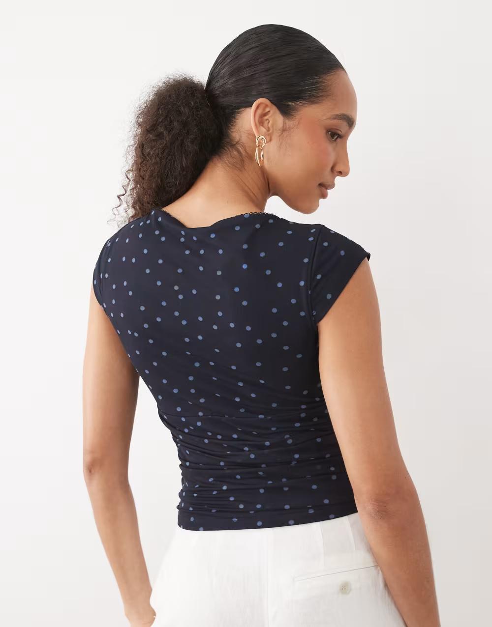 granatowy top groszki v neck