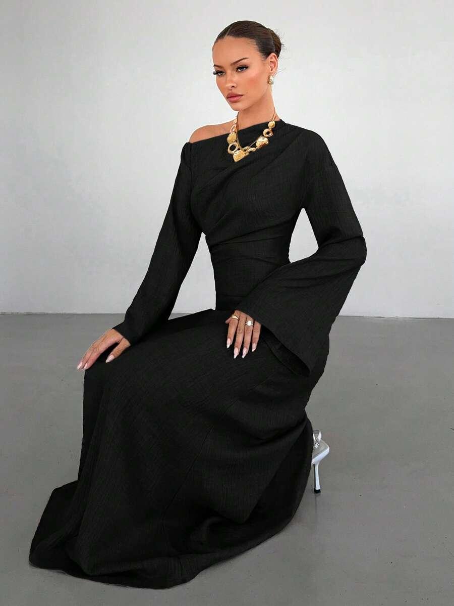 czarna sukienka maxi 