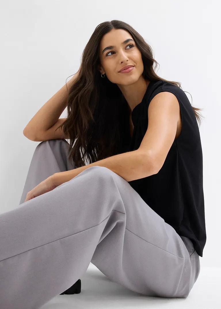 czarna bluzka v-neck