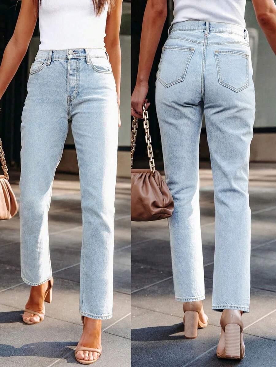 niebieskie spodnie jeans