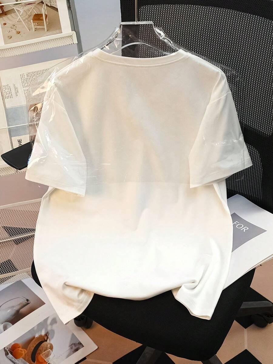 biały t-shirt wzór serce