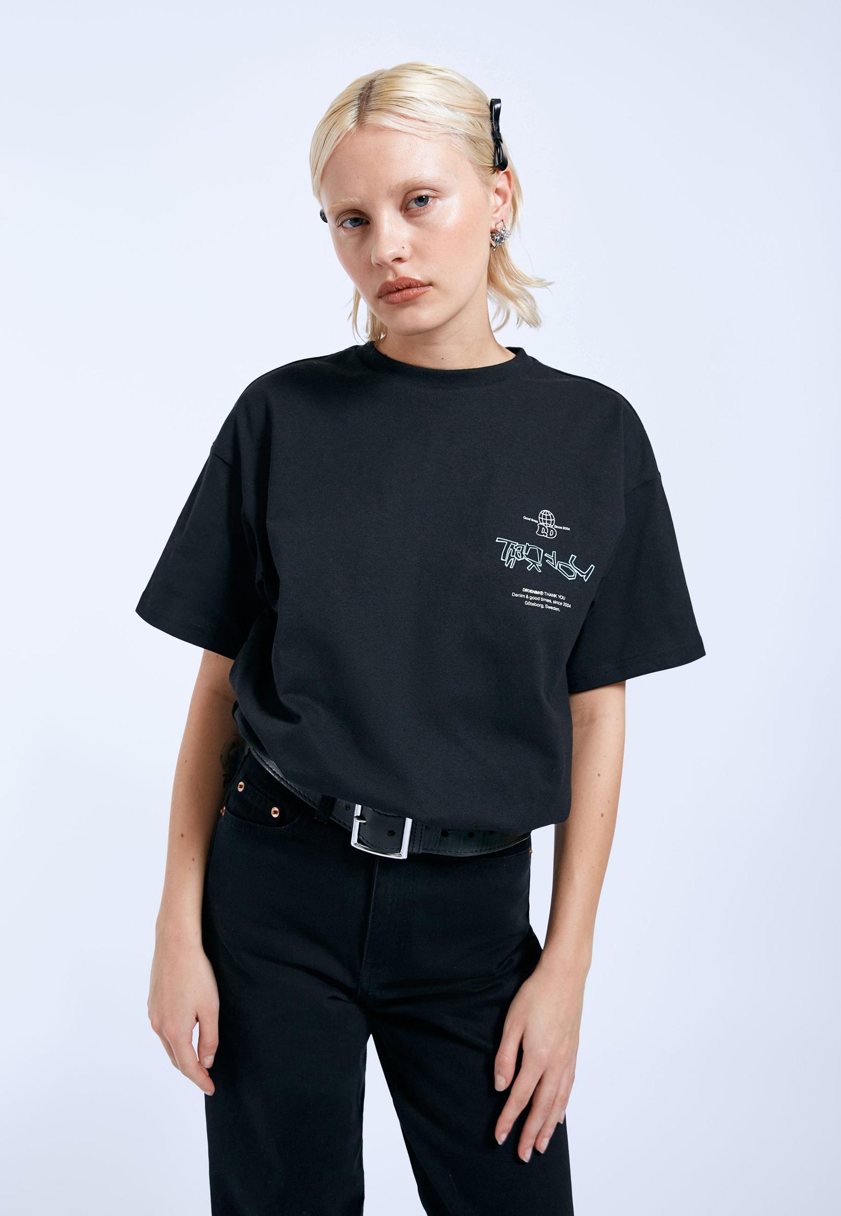 czarny t-shirt nadruk