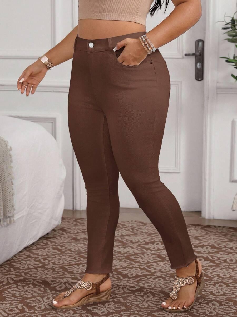 brązowe spodnie jeans 