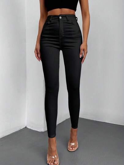 czarne spodnie jeans
