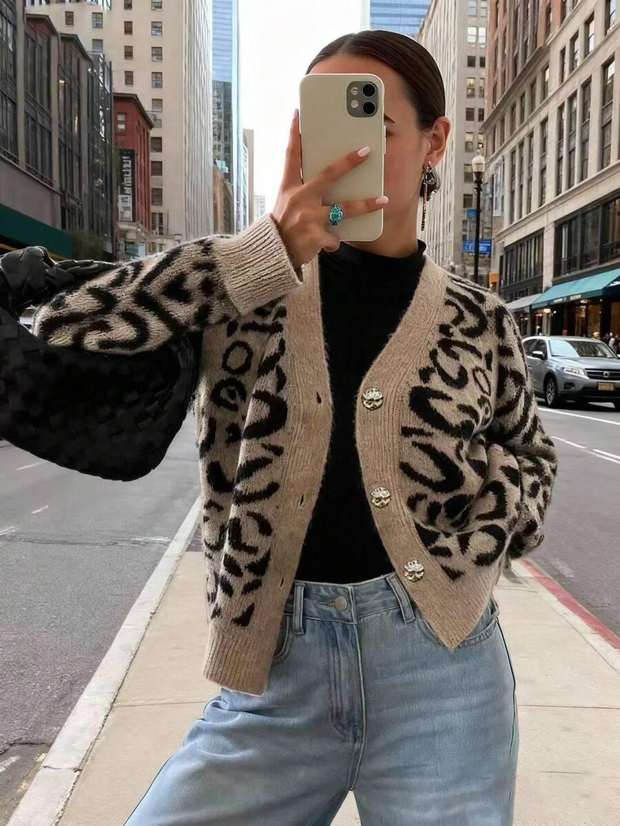 ROZPINANY SWETER ANIMAL PRINT