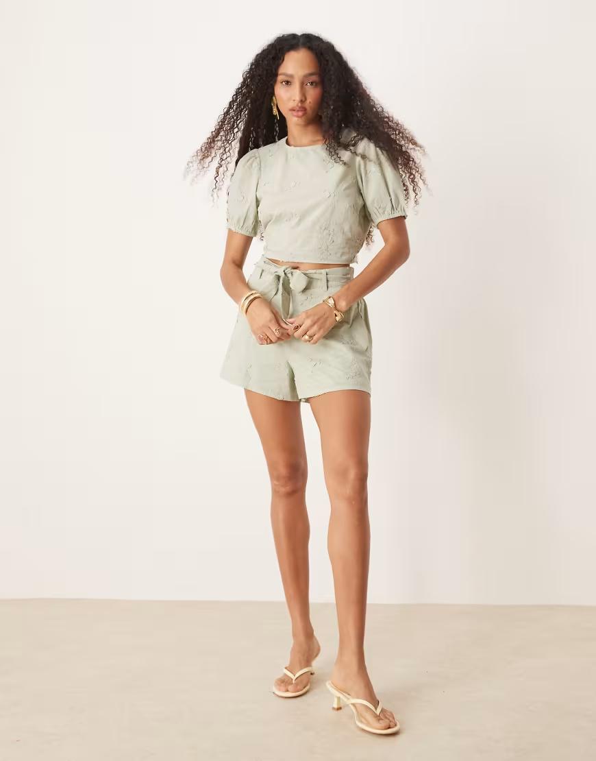 zielony top open back haft