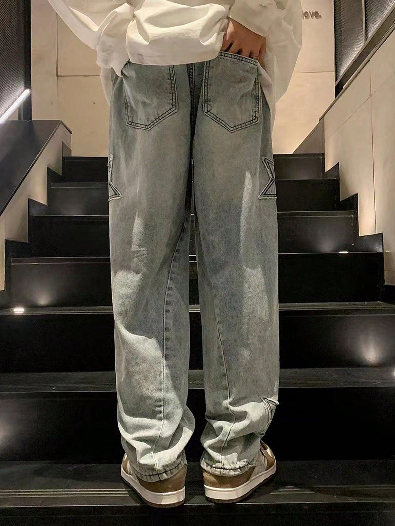 niebieskie spodni jeans