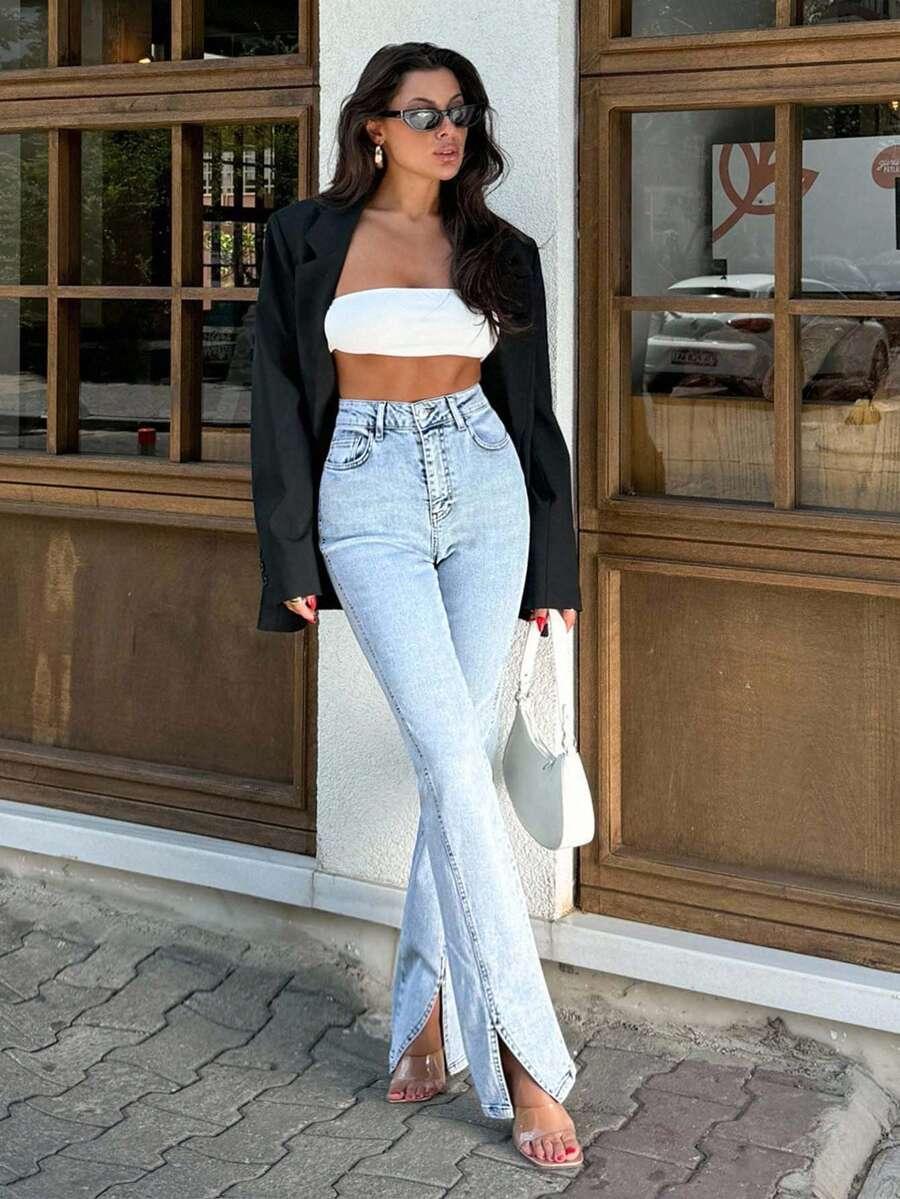 niebieskie spodnie jeans