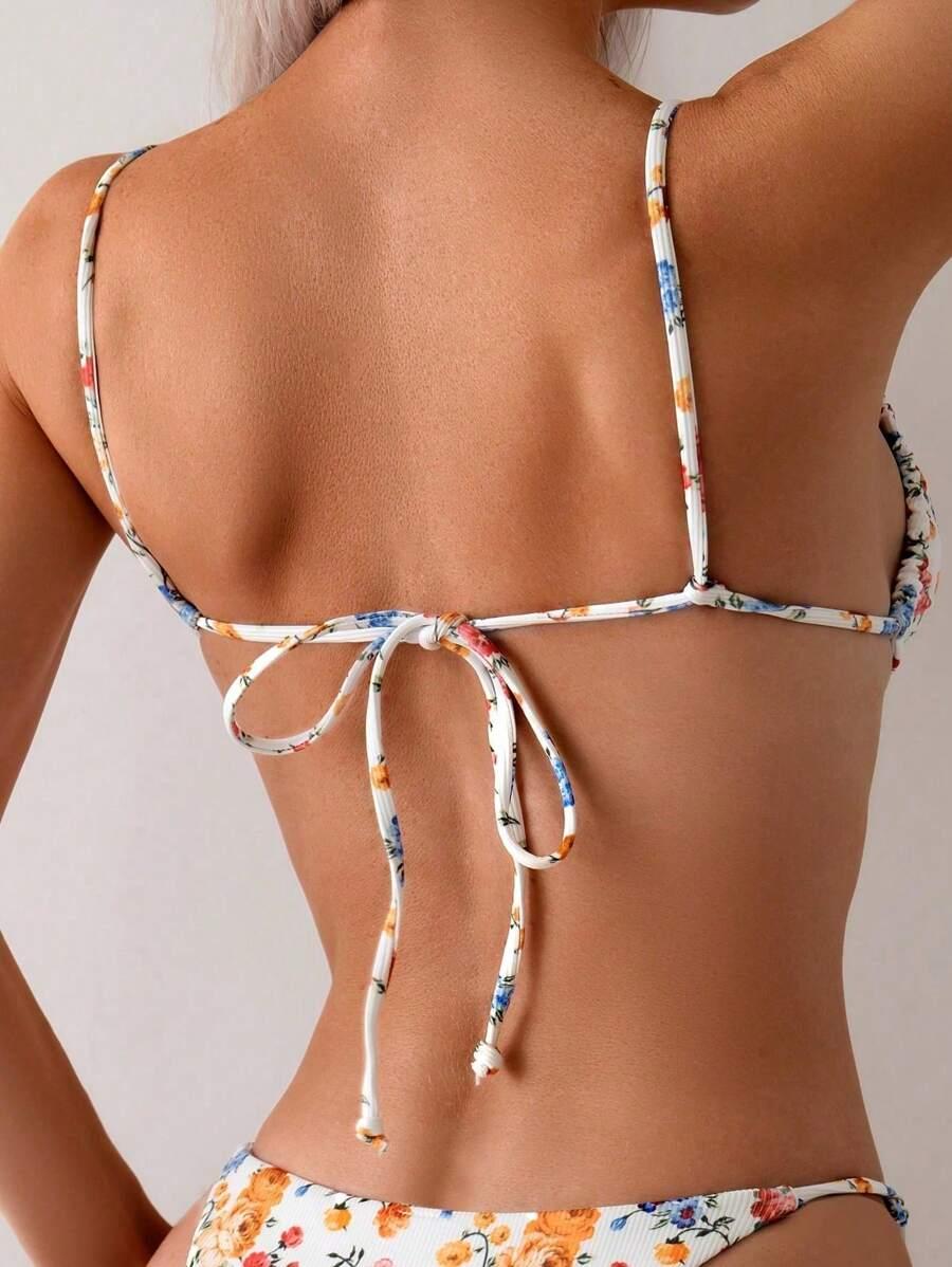 góra od bikini kwiaty 