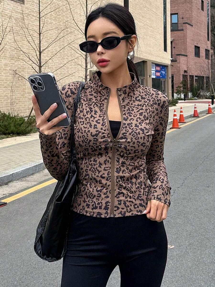 rozpinana bluza animal print 