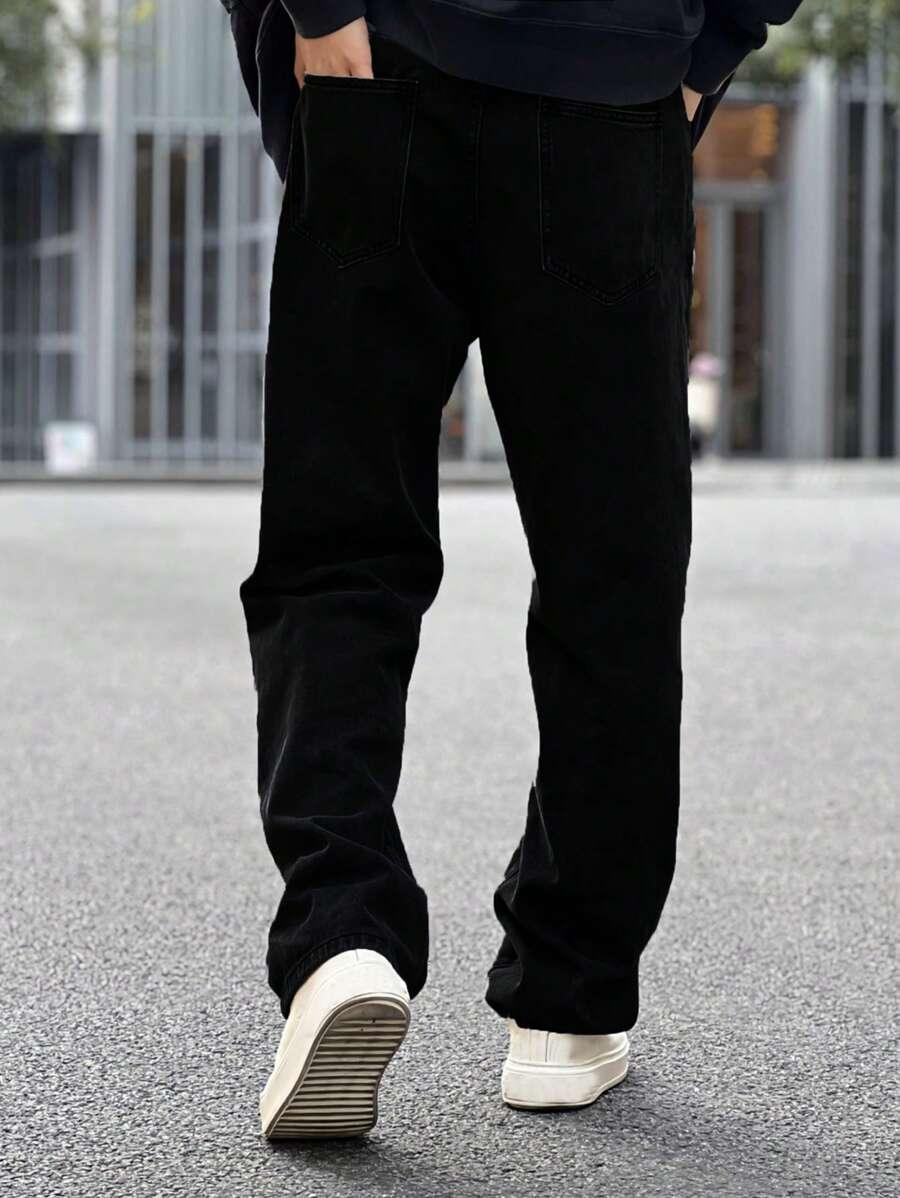 czarne spodnie jeans