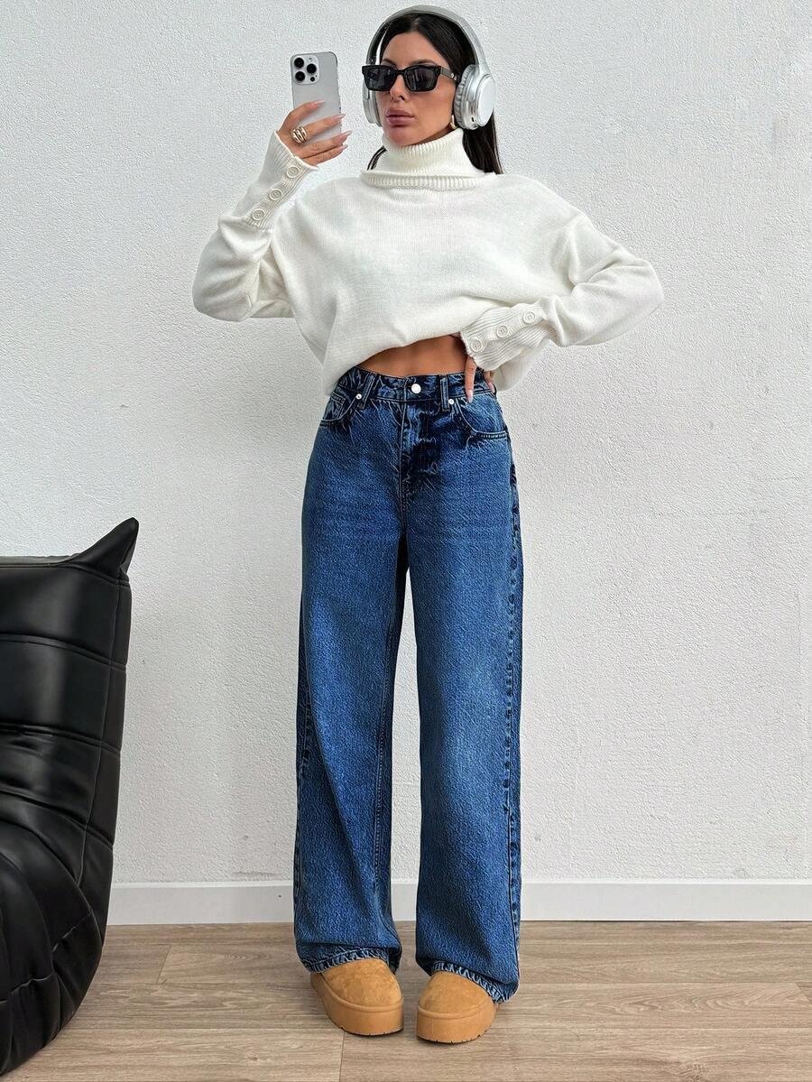 niebieskie spodnie jeans