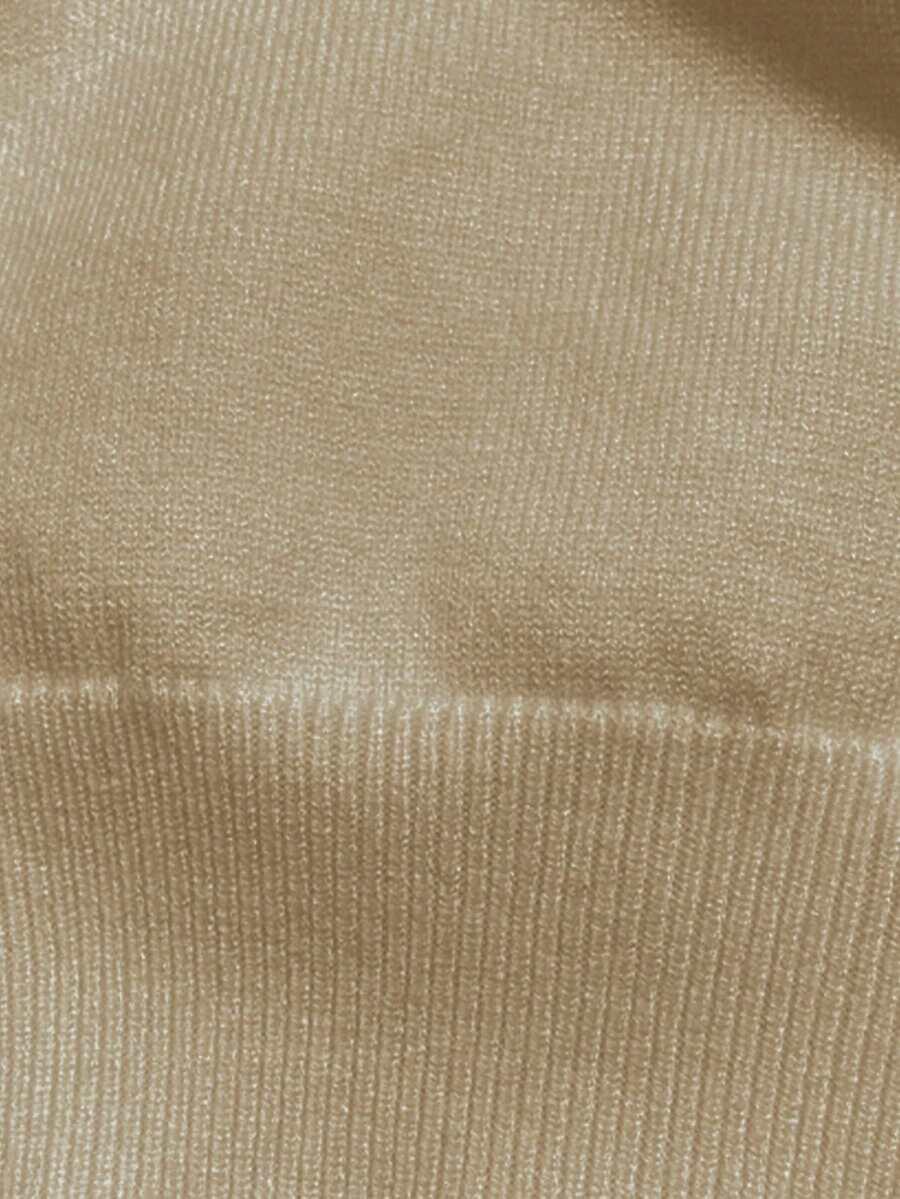 beżowy sweter golf długi rękaw