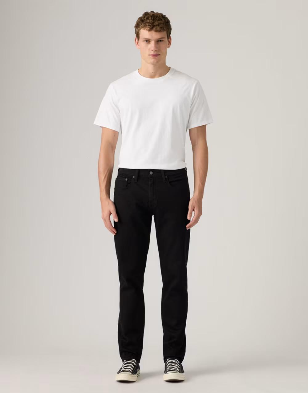 czarne spodnie jeans kieszenie