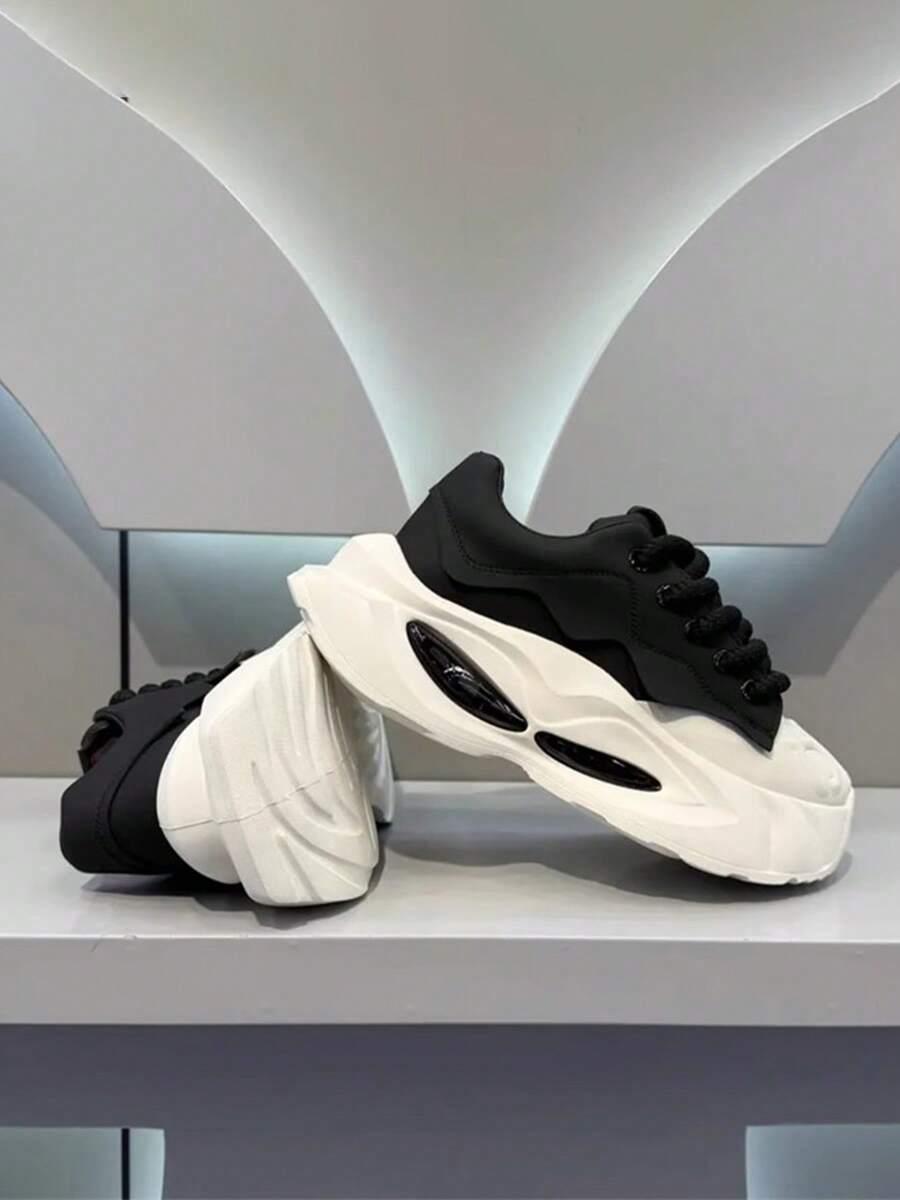 SZNUROWANE BUTY SPORTOWE 
