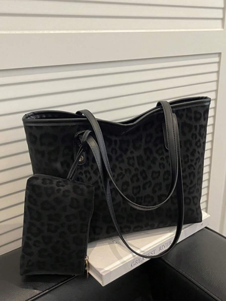 czarna torebka animal print
