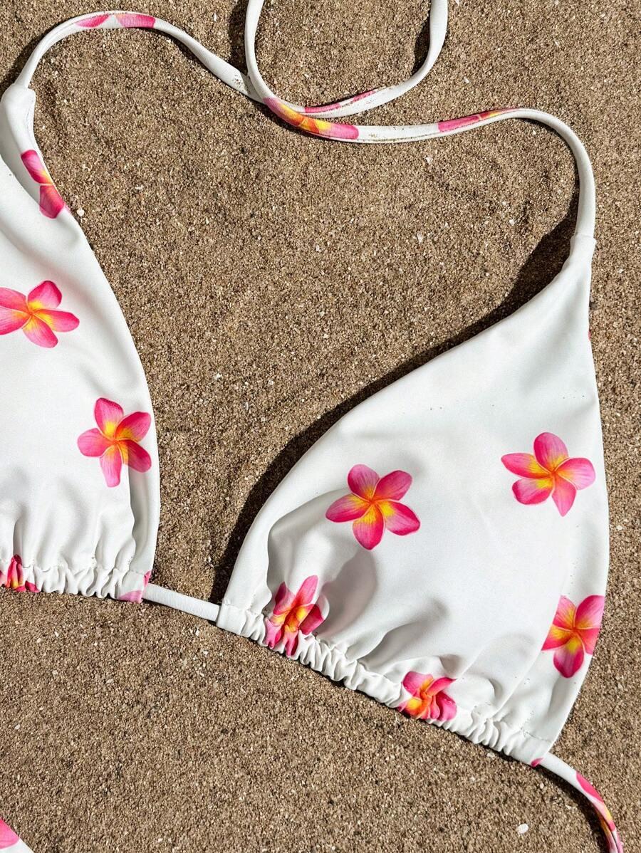 góra od bikini kwiaty