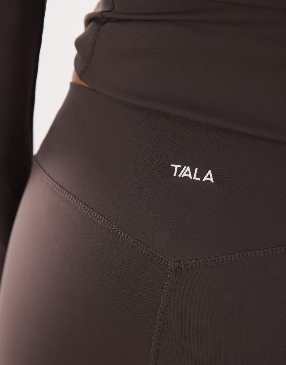 brązowe gładkie legginsy sportowe
