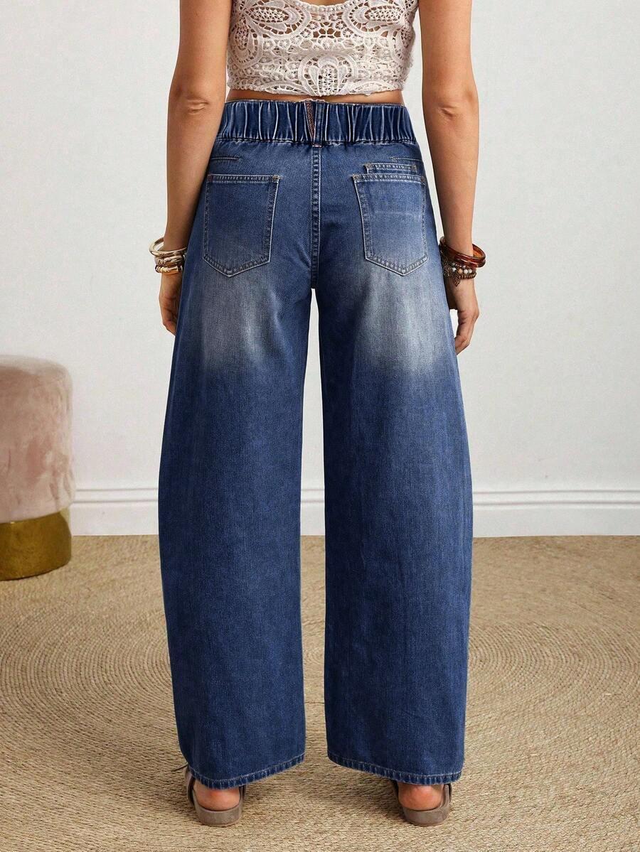 niebieskie spodnie jeans kieszenie 