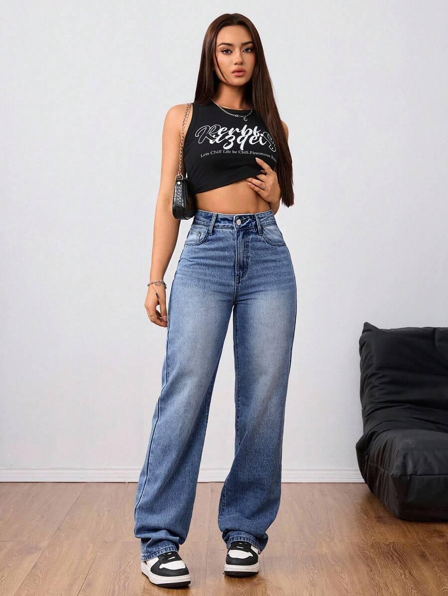 niebieskie spodnie jeans 