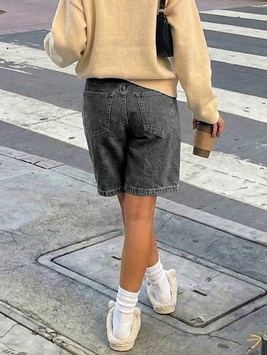 czarne spodenki jeans