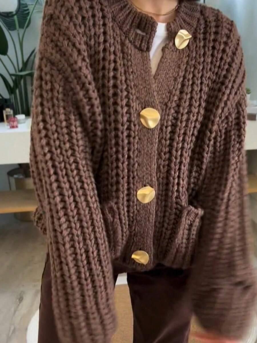 BRĄZOWY SWETER GUZIKI