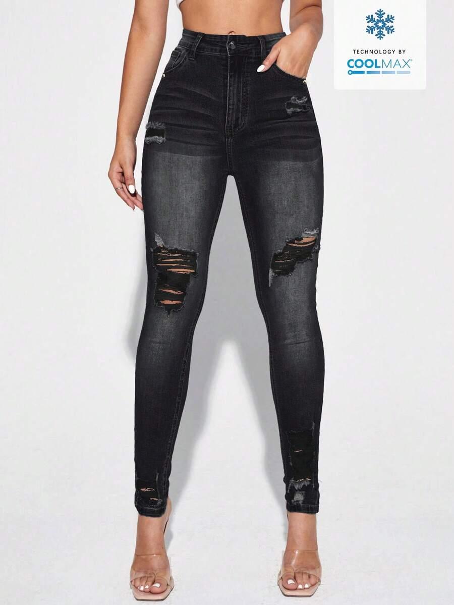 czarne spodnie jeans