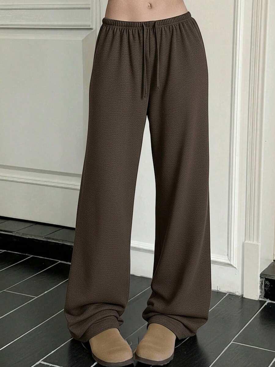 brązowe spodnie casual 