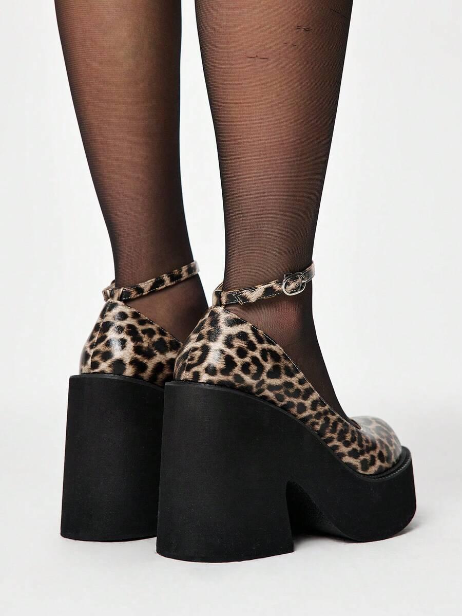 czółenka obcas animal print
