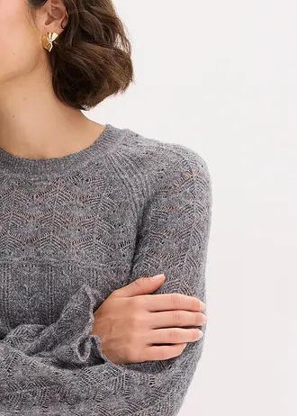 SWETER Z FALBANAMI PRZY RĘKAWACH
