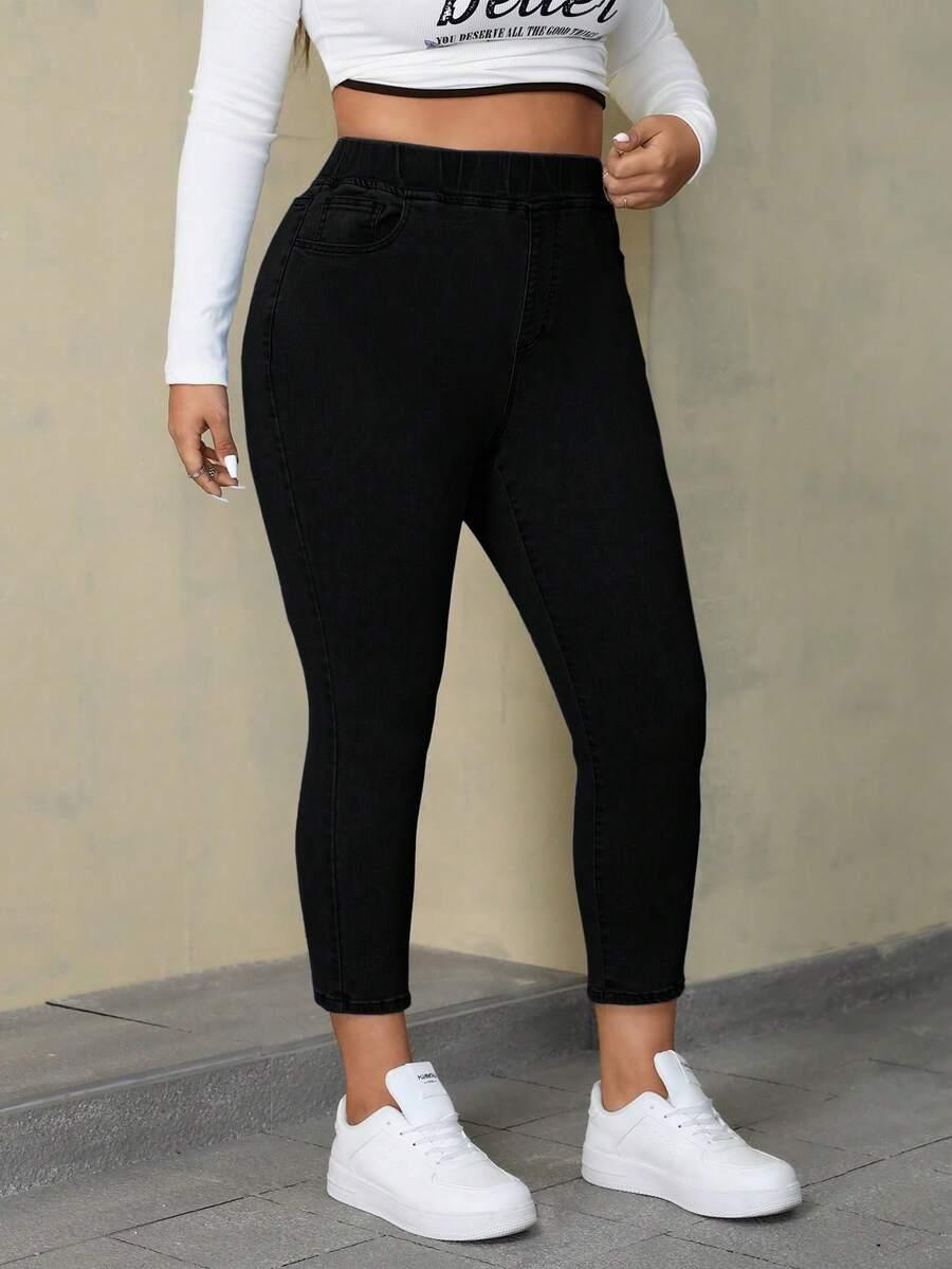 czarne spodnie jeans