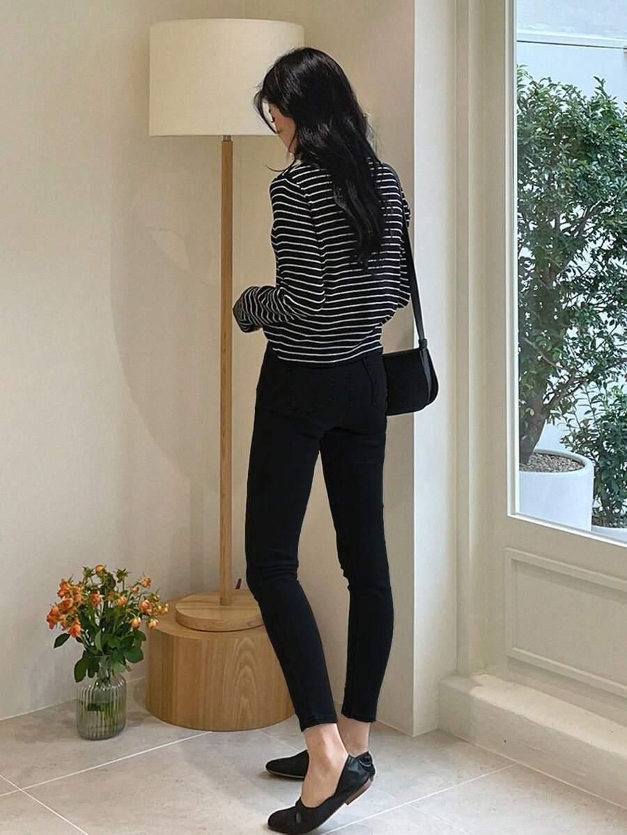 CZARNE SPODNIE JEANS RURKI