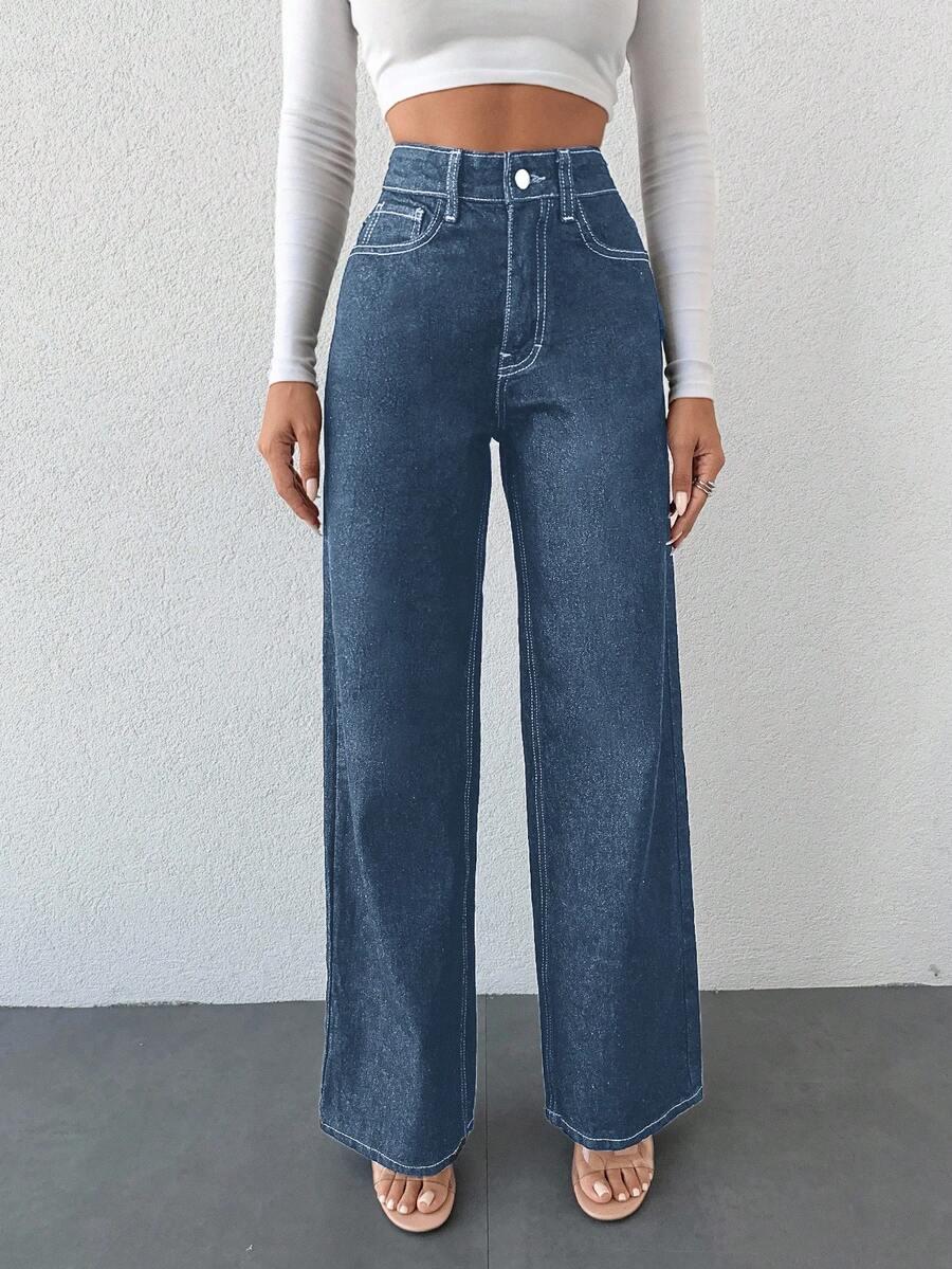 niebieskie spodnie jeans