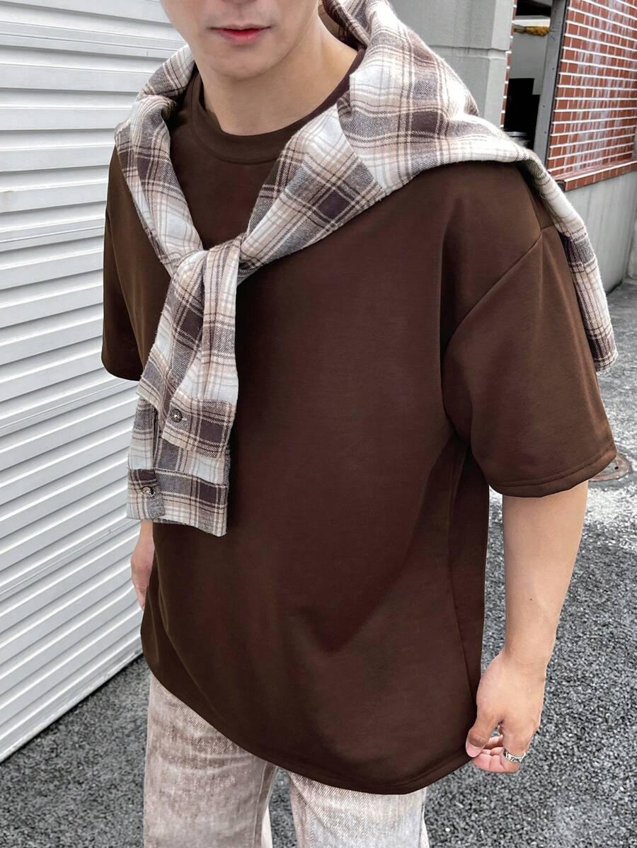 brązowy t-shirt oversize