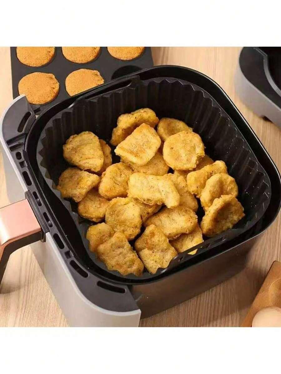 czarna forma do Airfryer'a