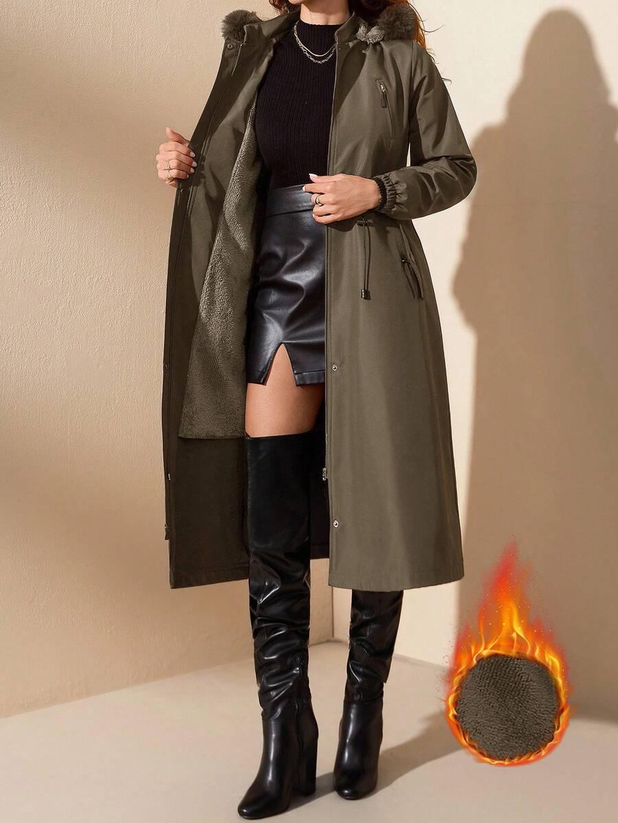 zielona kurtka kaptur
