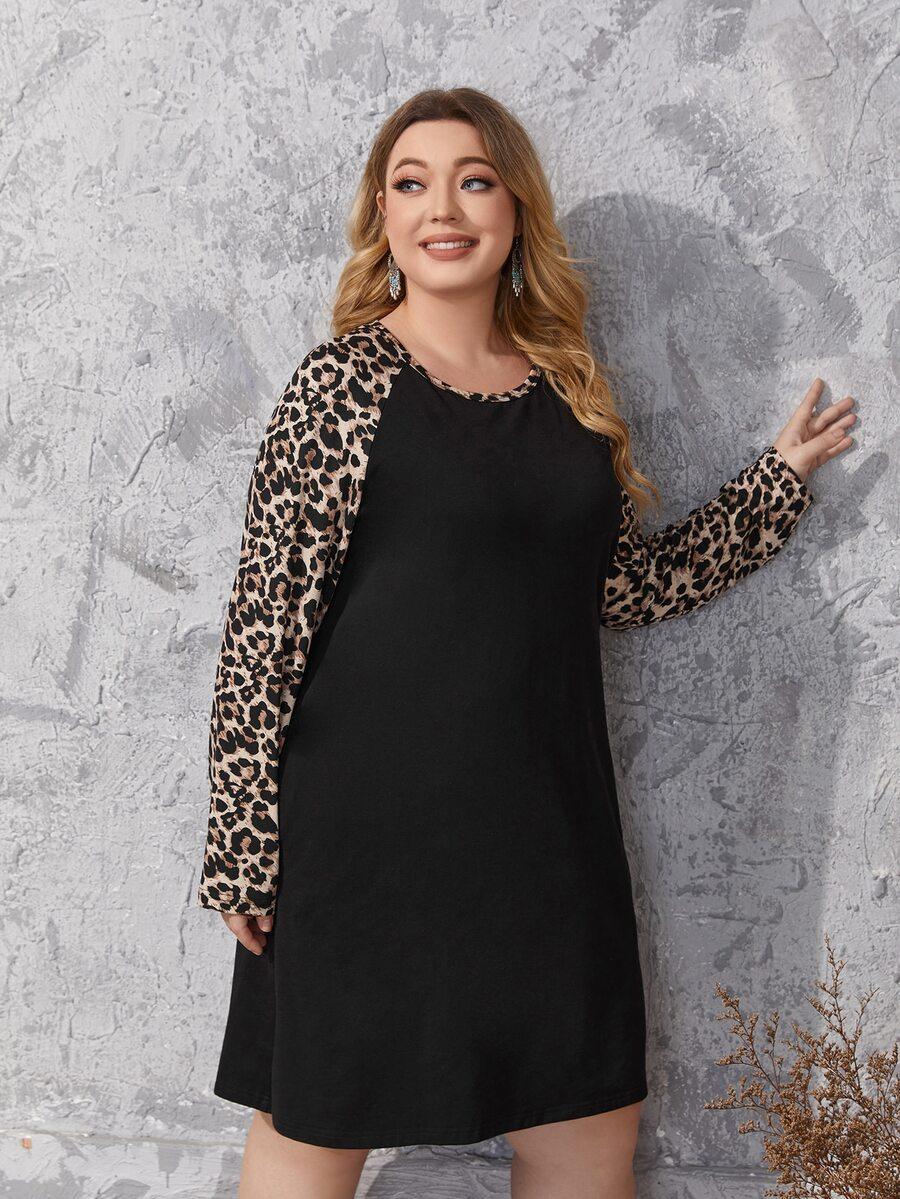 CZARNA SUKIENKA ANIMAL PRINT 