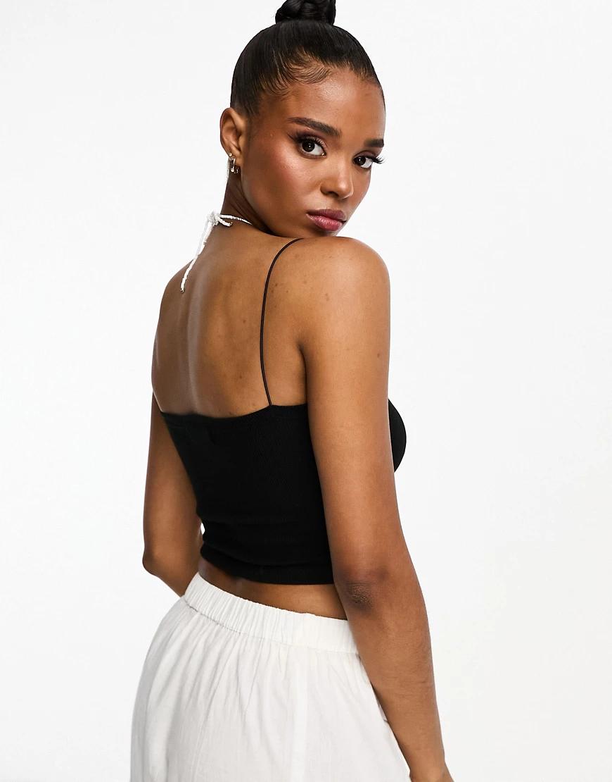 czarny crop top ramiączka