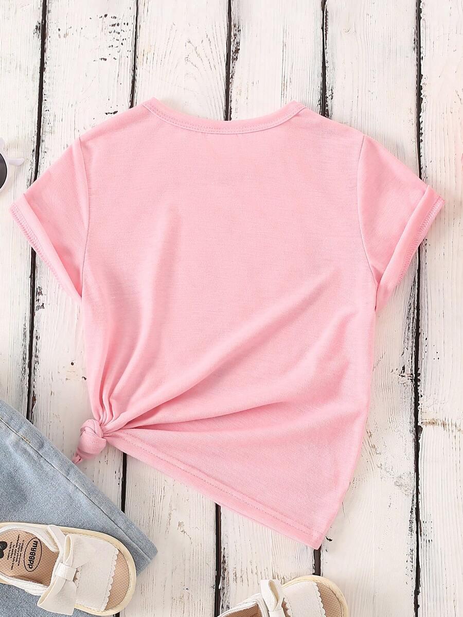 różowy t-shirt z nadrukiem