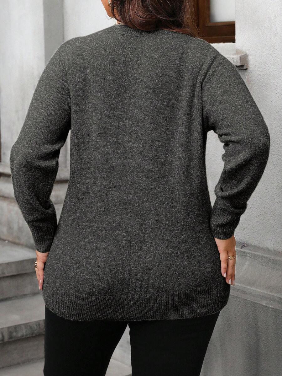 szary dzianinowy sweter