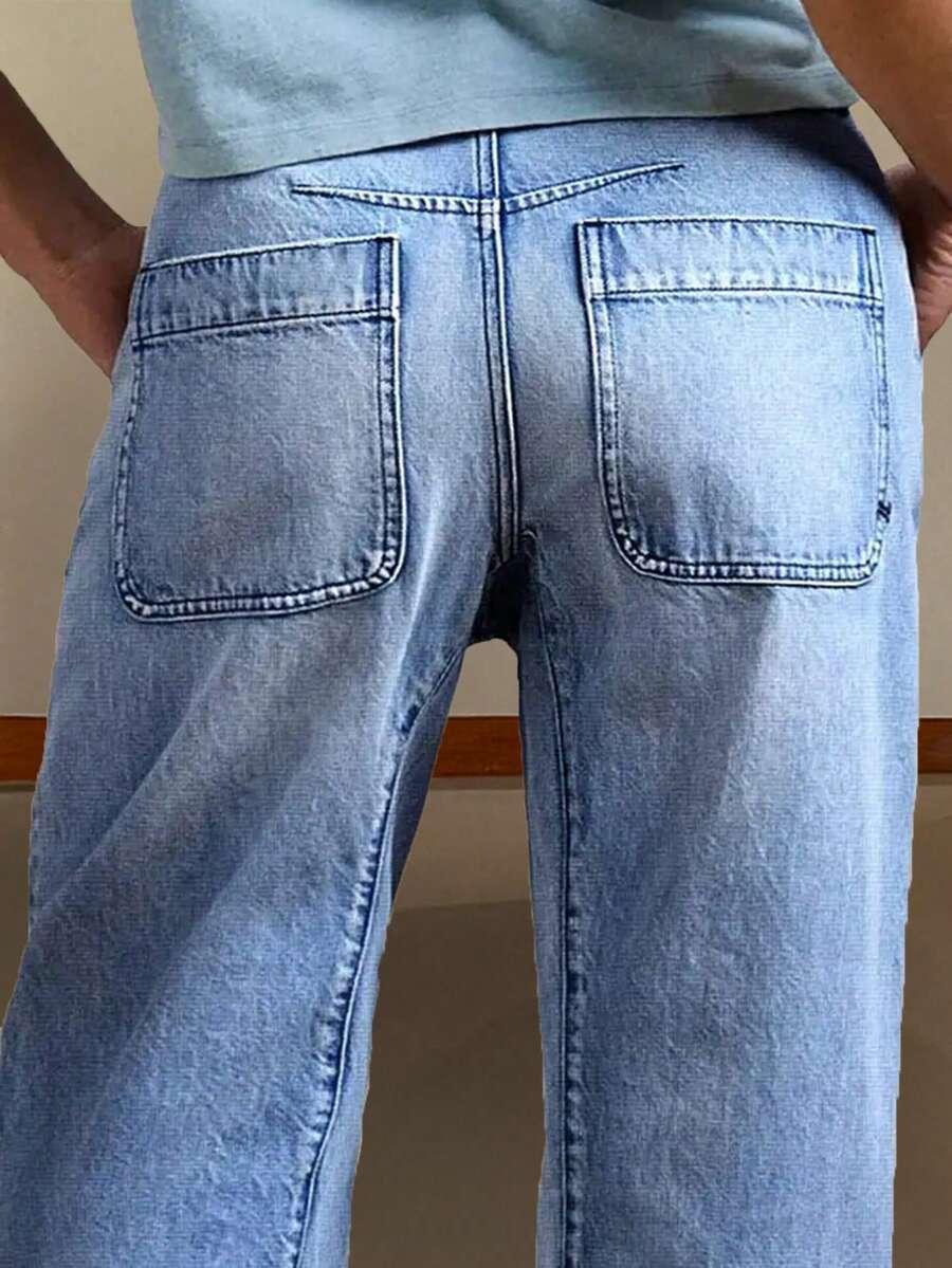 niebieskie spodnie jeans