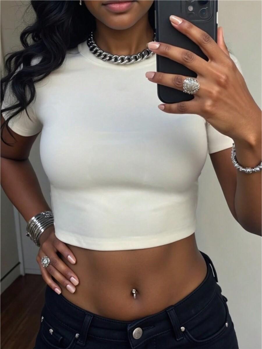 BIAŁY CROP TOP OKRĄGŁY DEKOLT 