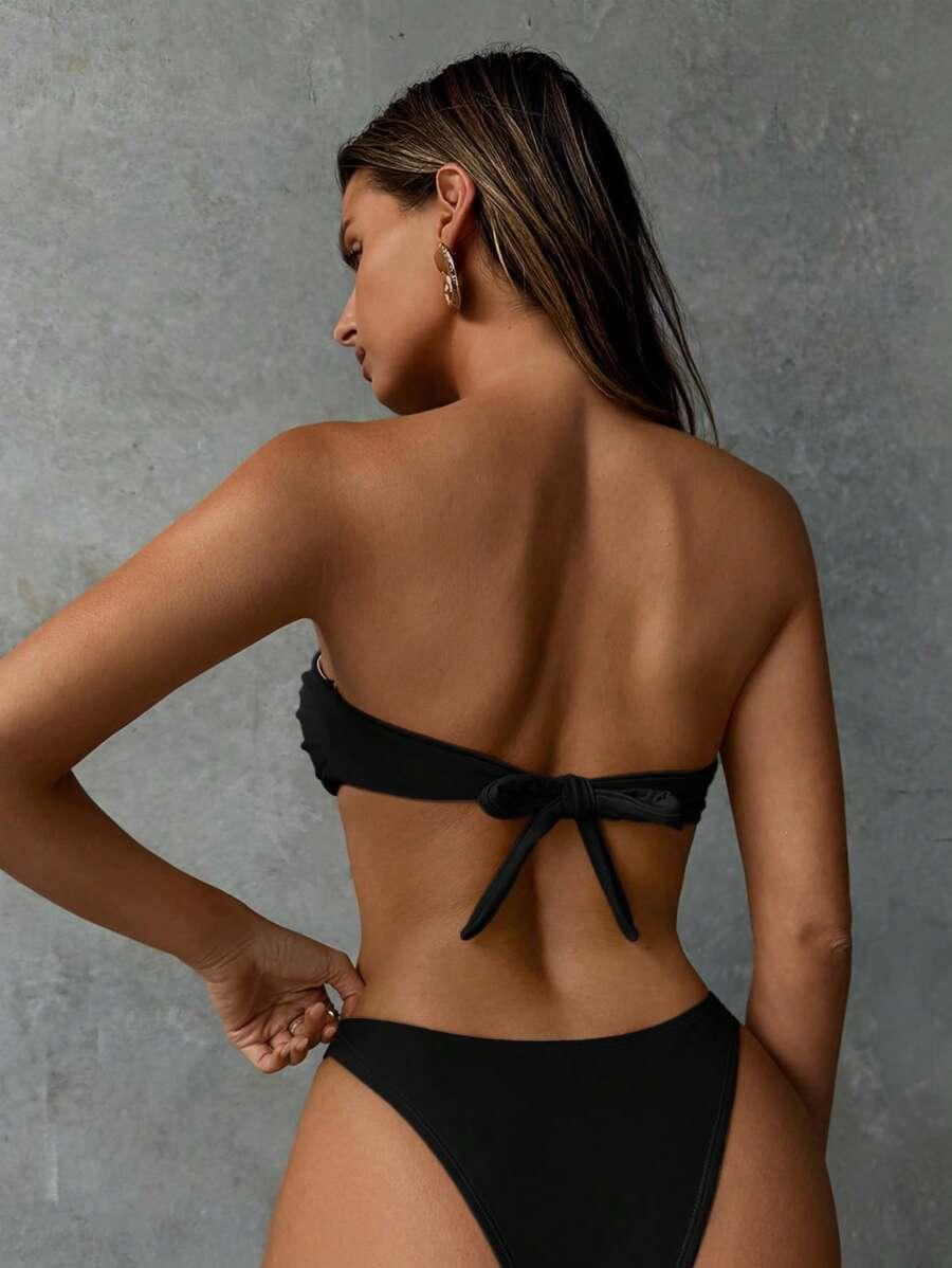 czarna góra od bikini