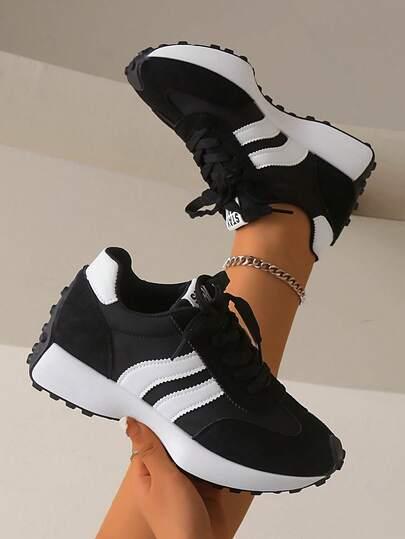 Buty sportowe sznurowane 