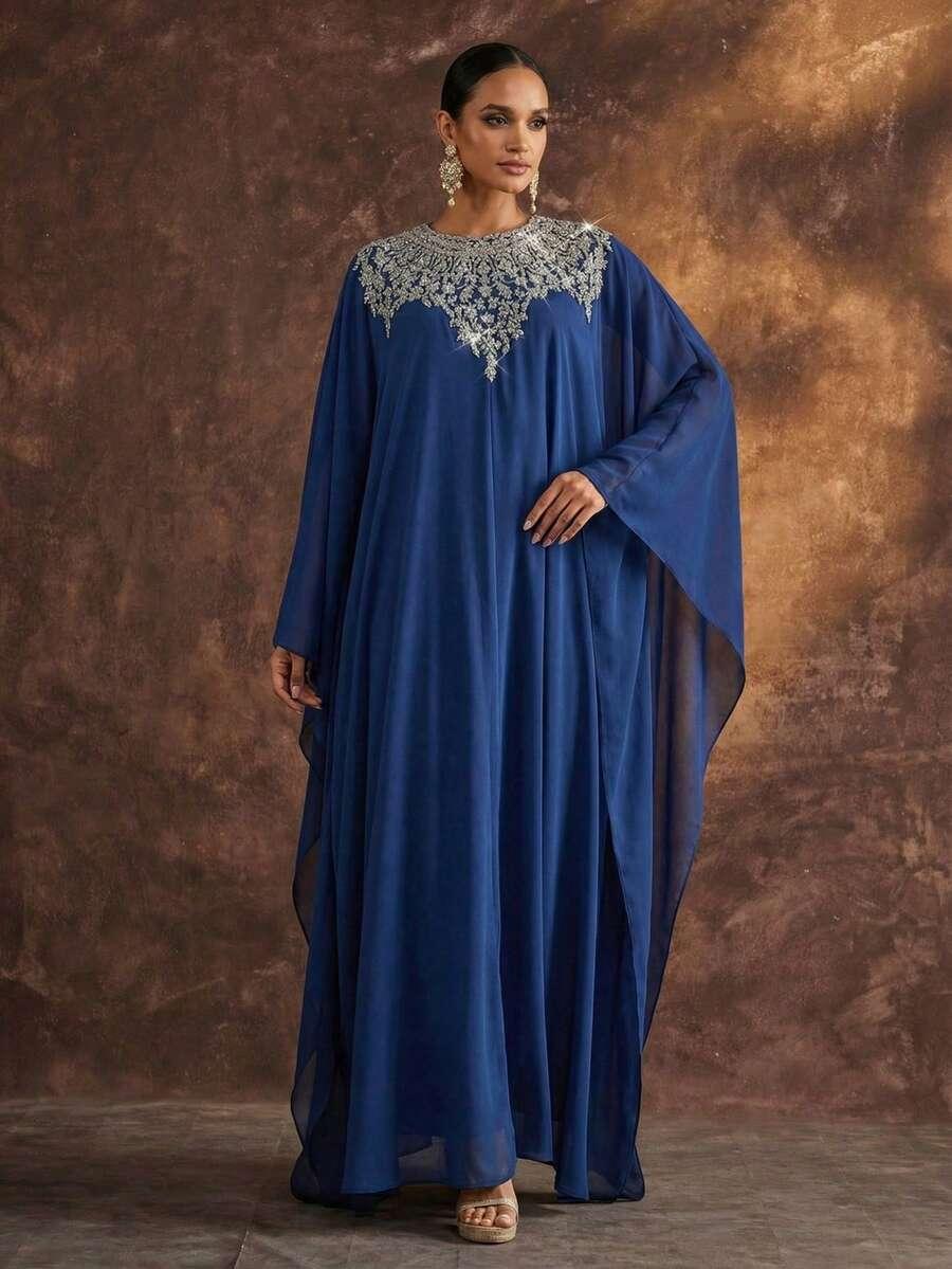 niebieska maxi sukienka