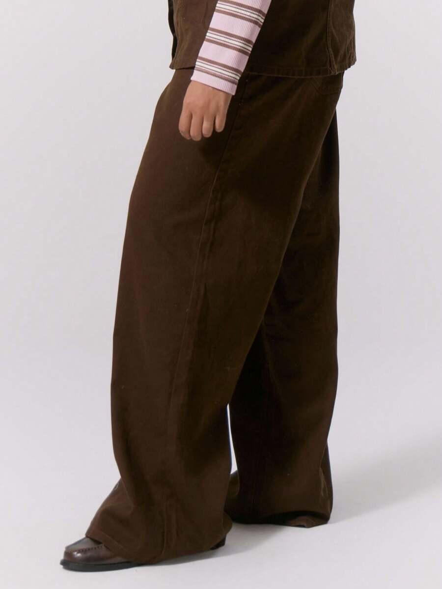 brązowe spodnie jeans 