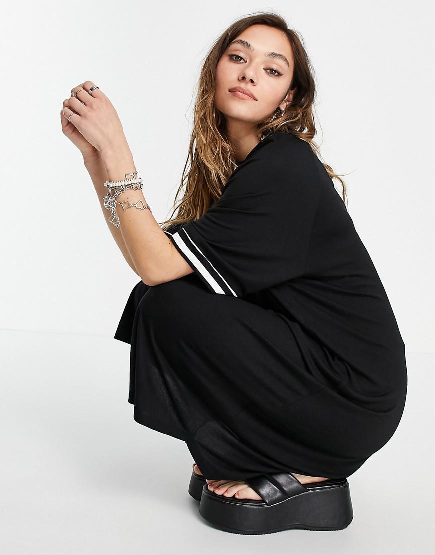 MIDI SUKIENKA OVERSIZE KONTRAST